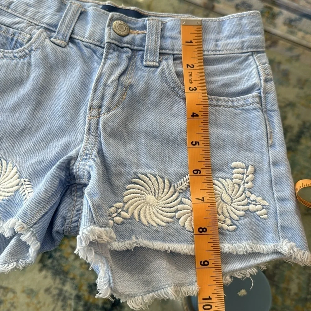 Old Navy shorts🌸
